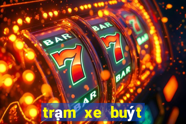 trạm xe buýt gần đây