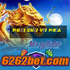 người chơi với ngựa