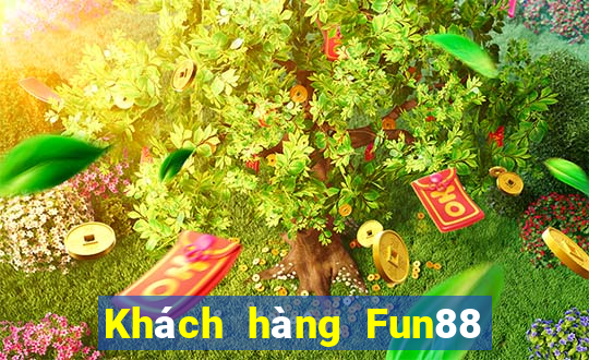 Khách hàng Fun88 100 cửa