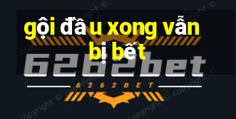 gội đầu xong vẫn bị bết